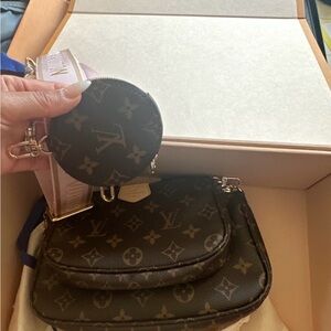 Louis Vuitton Monogram Crossbody Bag in Brown and Pink